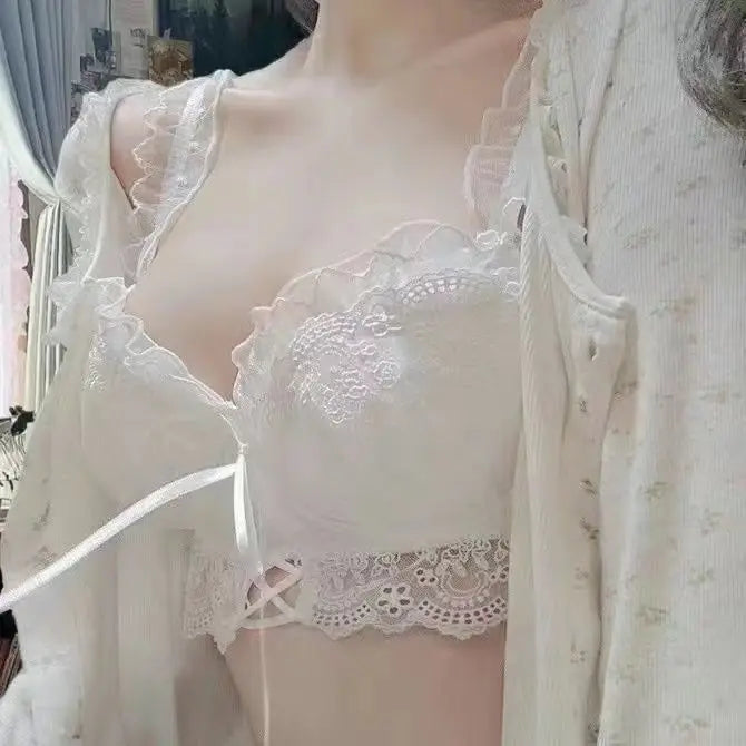 Sweet Japanese Ladies Bra Set Small Breasts Gathered Lace Mesh Sexy Bra Set Girls Court Lingerie Fairy Bra Lingerie